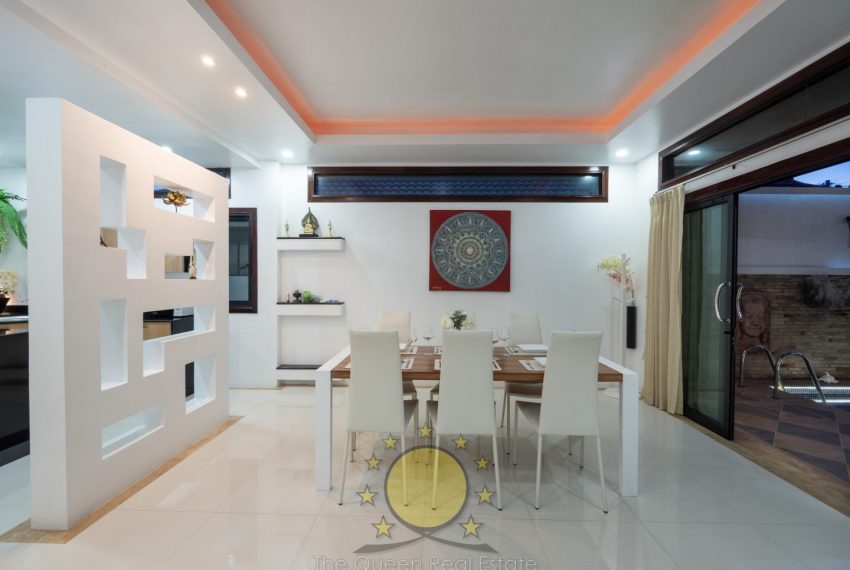 villa for rent in sai yuan rawai phuket